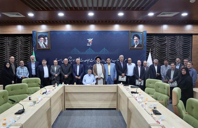 مراسم تجلیل جمعی از پزشکان بنیاد شهید و امور ایثارگران برگزار شد مراسم تجلیل جمعی از پزشکان بنیاد شهید و امور ایثارگران برگزار شد