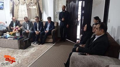 بازدید از بانک دی، بیمارستان امام خمینی تنکابن و منزل ایثارگران در قالب طرح سپاس بازدید از بانک دی، بیمارستان امام خمینی تنکابن و منزل ایثارگران در قالب طرح سپاس