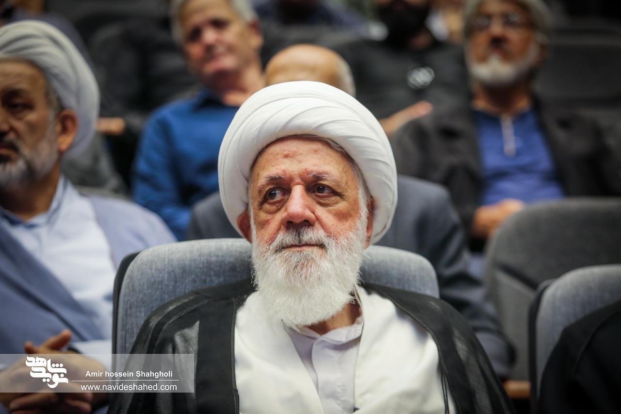 آیتالله سیستانی ۵ میلیون دلار برای بازسازی مدرسه میناب اختصاص داد آیتالله سیستانی ۵ میلیون دلار برای بازسازی مدرسه میناب اختصاص داد