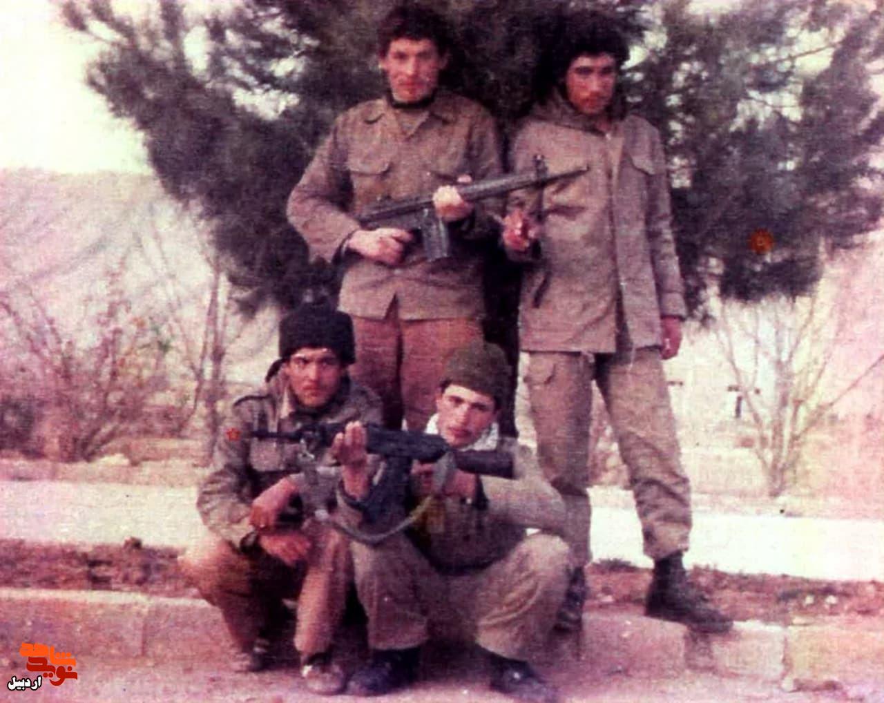 تصاویر کمتر دیده شده از شهید «غلامحسین عبدالحسینزاده» تصاویر کمتر دیده شده از شهید «غلامحسین عبدالحسینزاده»