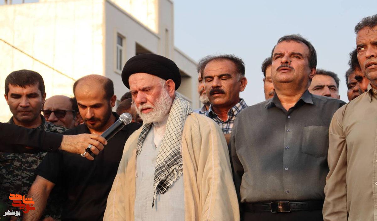 قاب‌های ماندگار از تشییع حماسی شهدای لاوان بر دستان مردم دَیِّر
