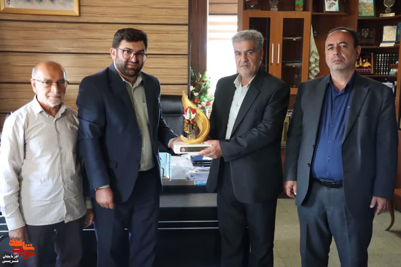 تجلیل از مهندس جلیلی، مدیرکل بنیاد شهید و امورایثارگران آذربایجانغربی تجلیل از مهندس جلیلی، مدیرکل بنیاد شهید و امورایثارگران آذربایجانغربی