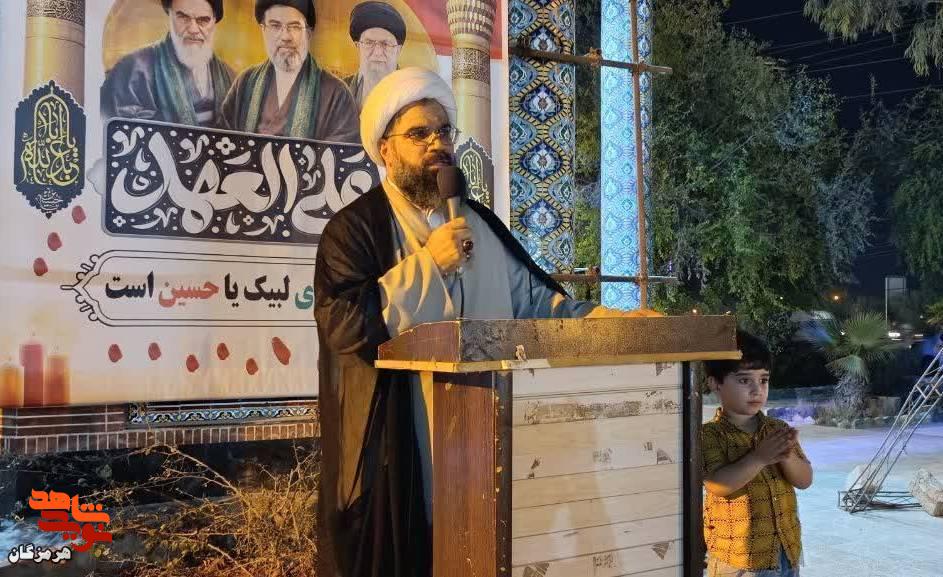بندرلنگه؛ اوج همبستگی در اجتماع شهدای گمنام با پویش «مشتهای گره کرده» بندرلنگه؛ اوج همبستگی در اجتماع شهدای گمنام با پویش «مشتهای گره کرده»