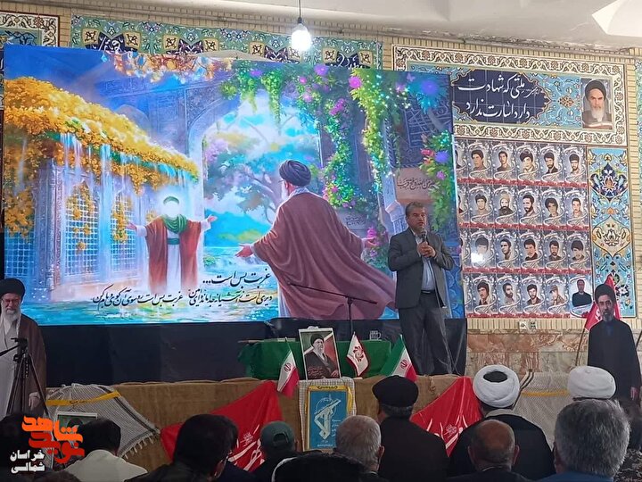 مراسم بزرگداشت قائد شهید و بیست‌‌وهفتمین یادواره ۳۵ شهید روستای خرق برگزار شد
