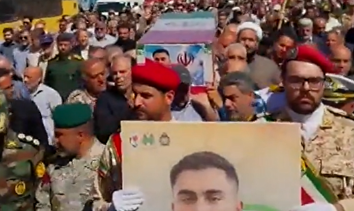 فیلم | مراسم استقبال از پیکر مطهر خلبان «حسین مهدویان»