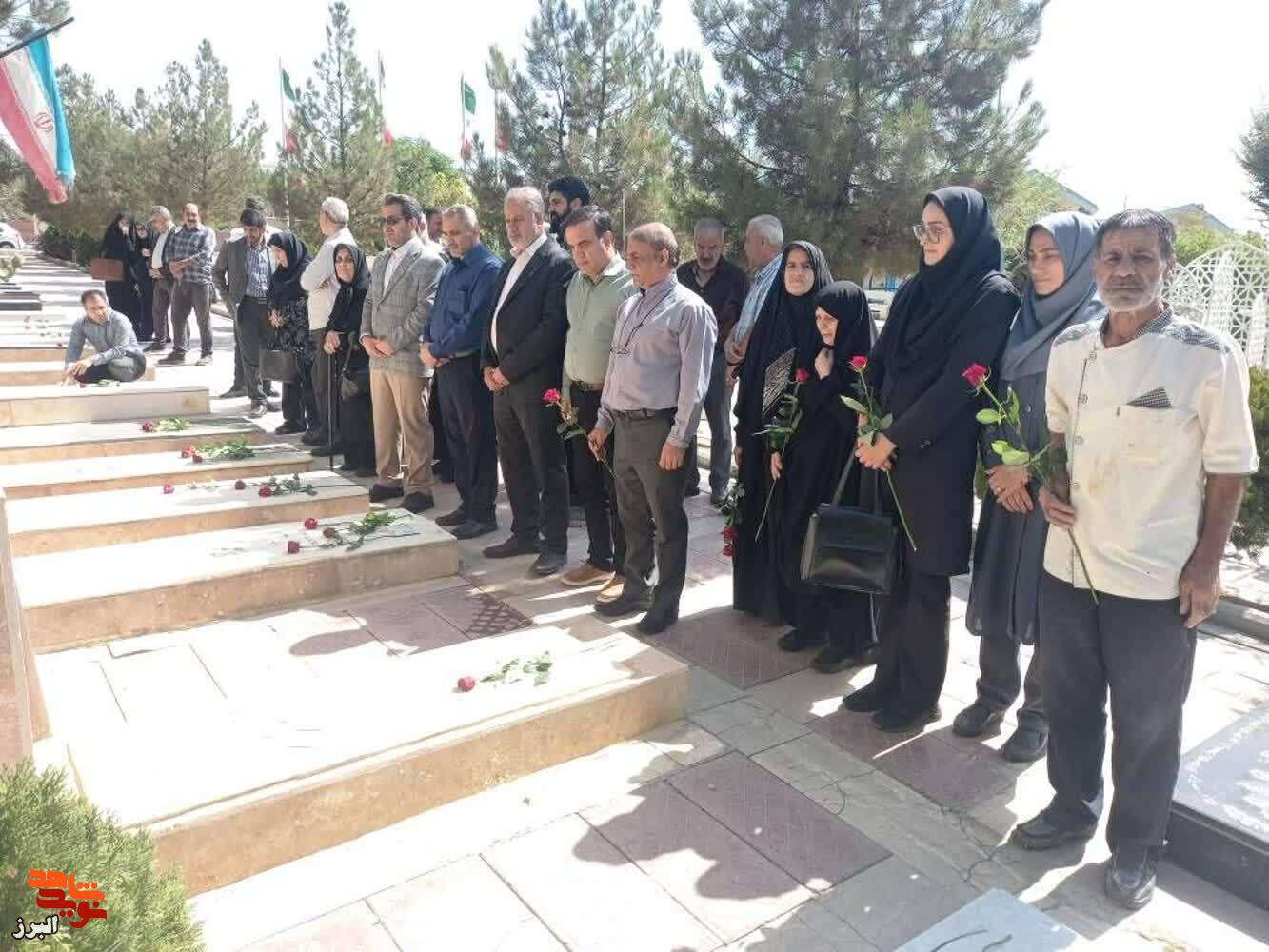 تجدید میثاق دانشگاهیان علوم پزشکی البرز با شهدای مدافع سلامت در هفته دولت تجدید میثاق دانشگاهیان علوم پزشکی البرز با شهدای مدافع سلامت در هفته دولت