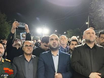 وداع باشکوه مردم ولایی میاندورود با پیکر مطهر شهید والامقام «ناخدا دوم امیرحسین سلیمزاده» وداع باشکوه مردم ولایی میاندورود با پیکر مطهر شهید والامقام «ناخدا دوم امیرحسین سلیمزاده»