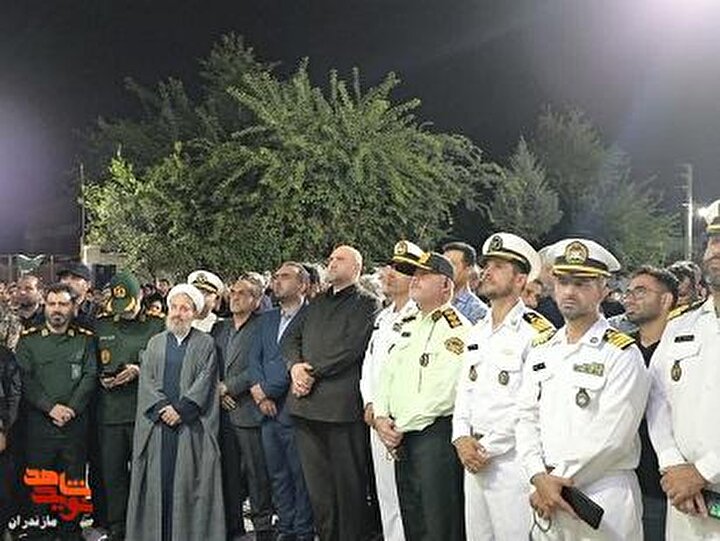 تصاویر/مراسم شب وداع شهید اقتدار ناخدا دوم امیرحسین سلیم‌زاده با حضور مدیرکل بنیاد مازندران در میاندورود