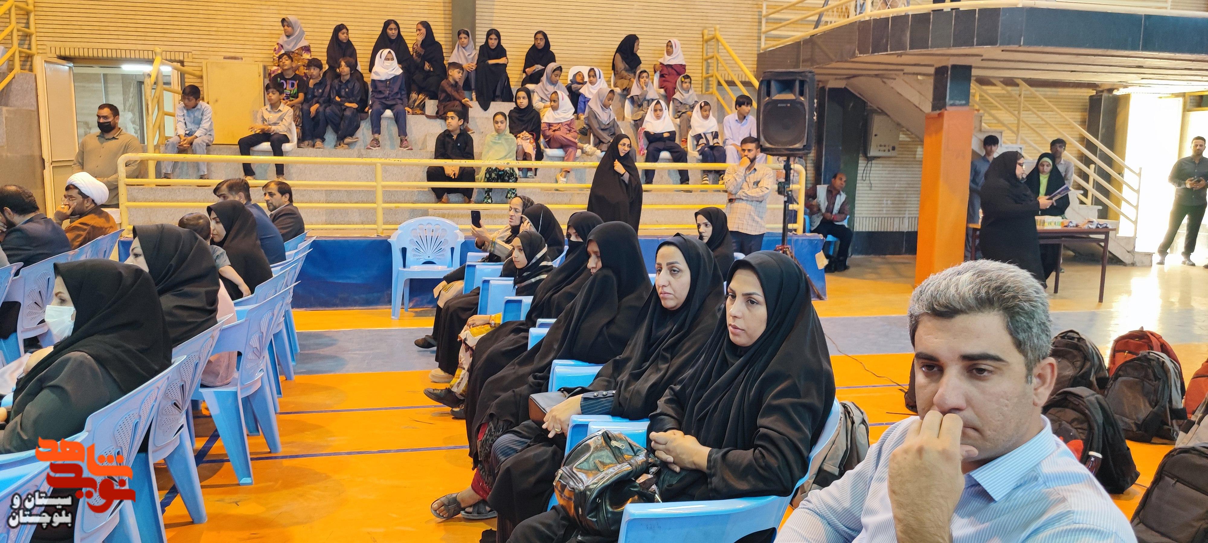 ۸۱۰۰ بسته نوشتافزار در مسیر حمایت از دانشآموزان سیستان و بلوچستان ۸۱۰۰ بسته نوشتافزار در مسیر حمایت از دانشآموزان سیستان و بلوچستان