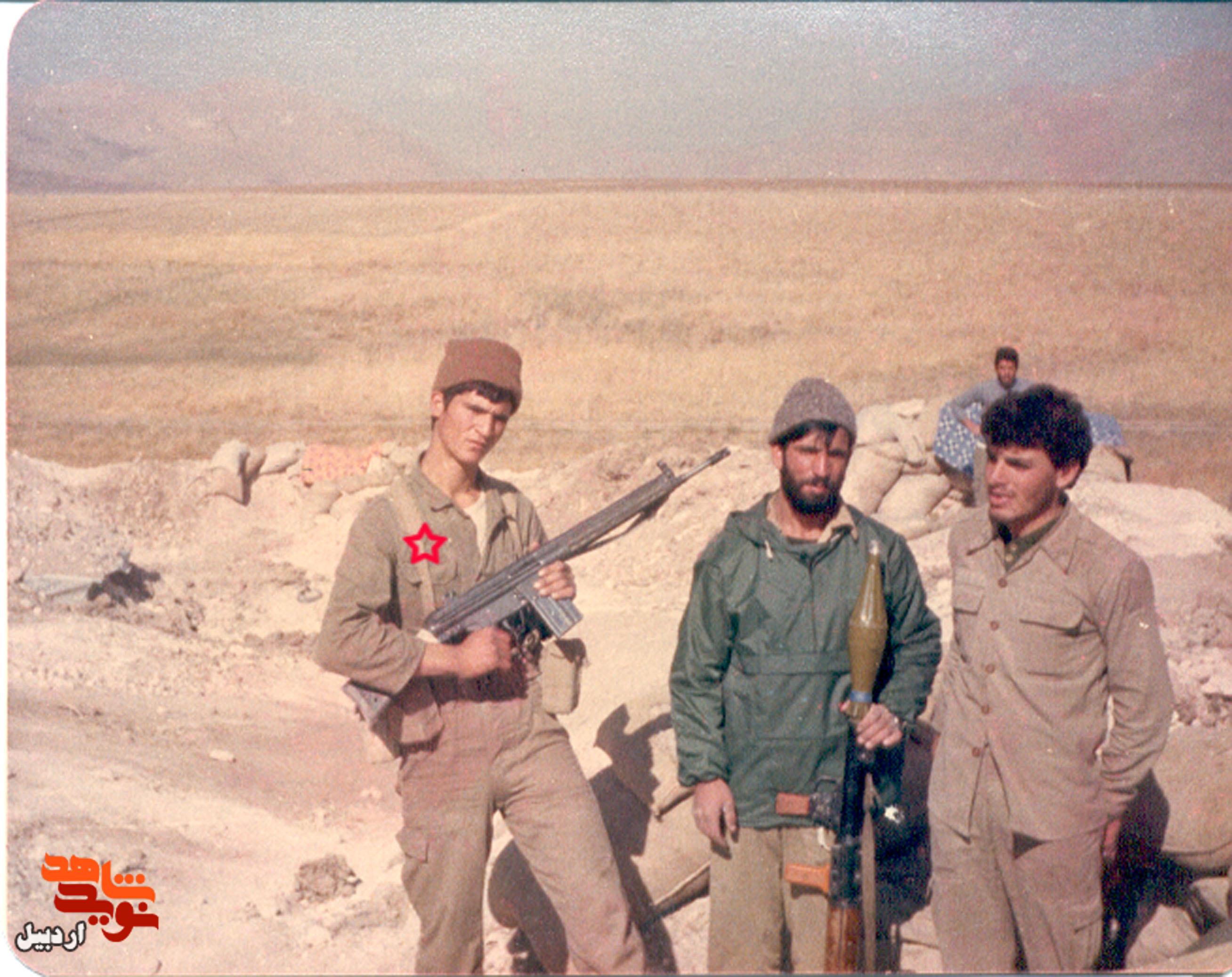 تصاویر کمتر دیده شده از شهید «عیسی بیگتاش» تصاویر کمتر دیده شده از شهید «عیسی بیگتاش»