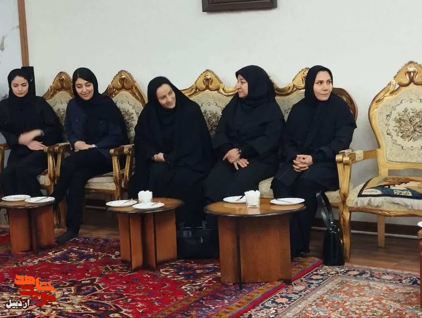 دیدار با خانواه شهید جنگ رمضان «امیر نوید احمدی» در اردبیل