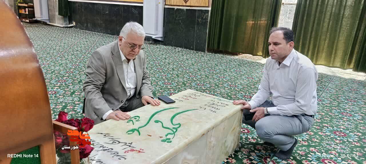 تجدید میثاق با آرمانهای شهیدا به مناسبت هفته دولت در اهواز تجدید میثاق با آرمانهای شهیدا به مناسبت هفته دولت در اهواز