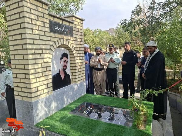 مزار شهدای سقز در نخستین روز هفته دولت گلباران شد