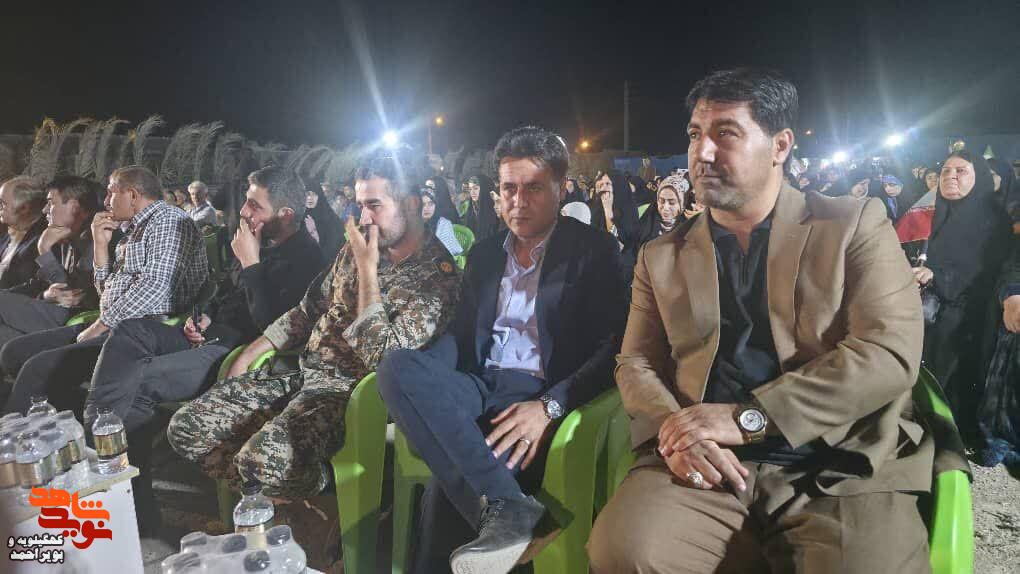 سیره شهدا قطبنمای حرکت مسئولان در مسیر خدمت است / تجدید پیمان مردم دستگرد با افلاکیان سیره شهدا قطبنمای حرکت مسئولان در مسیر خدمت است / تجدید پیمان مردم دستگرد با افلاکیان