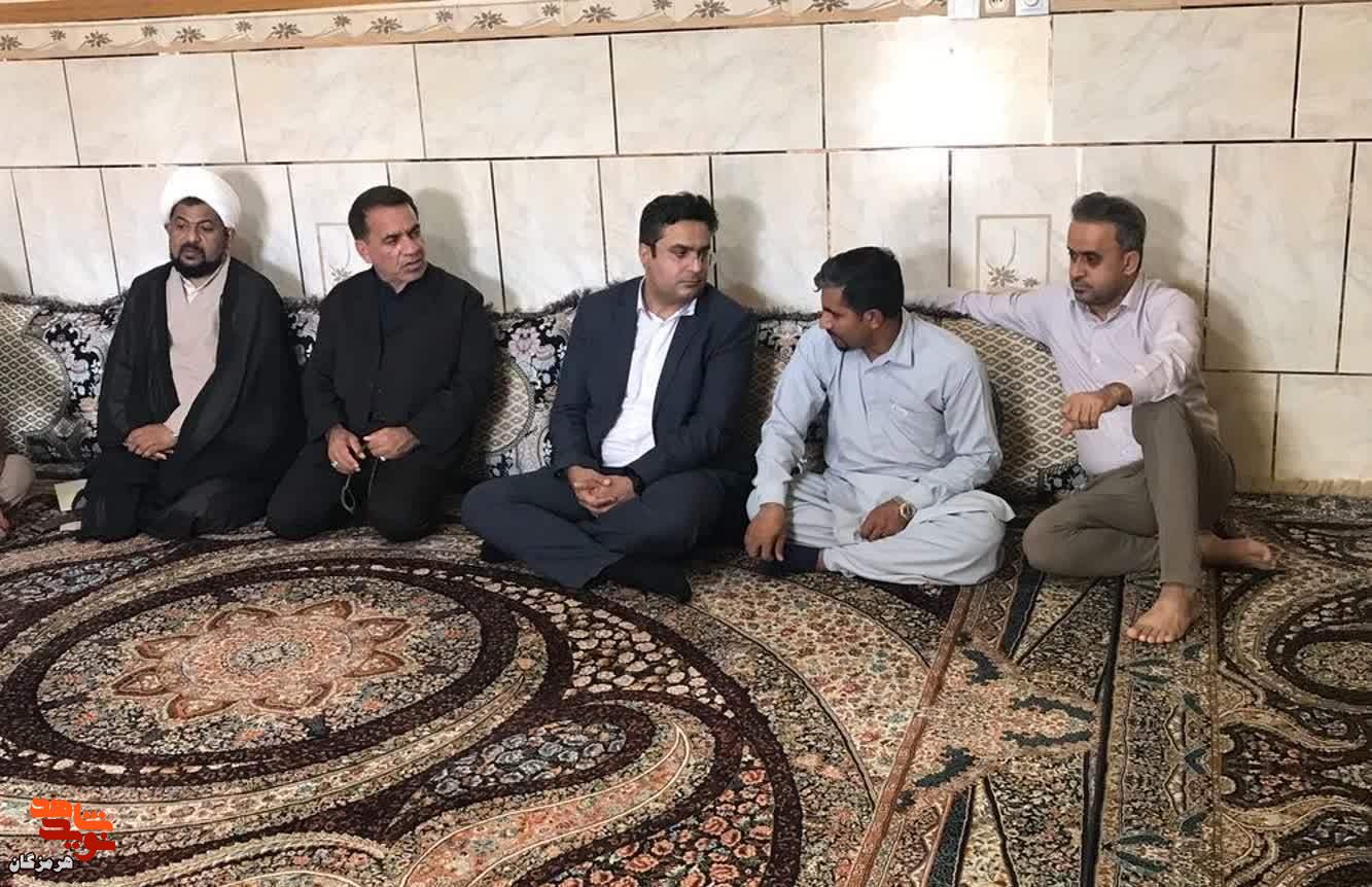 خانواده شهدای کوهستک؛ روایتگر مظلومیت قربانیان جنایت آمریکا خانواده شهدای کوهستک؛ روایتگر مظلومیت قربانیان جنایت آمریکا