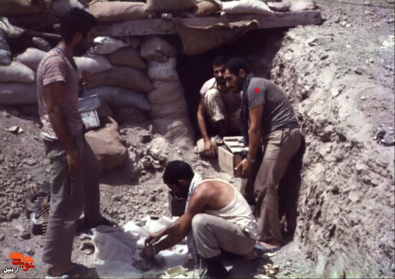 تصاویر کمتر دیده شده از شهید «جمشید کرامتی نیارق» تصاویر کمتر دیده شده از شهید «جمشید کرامتی نیارق»