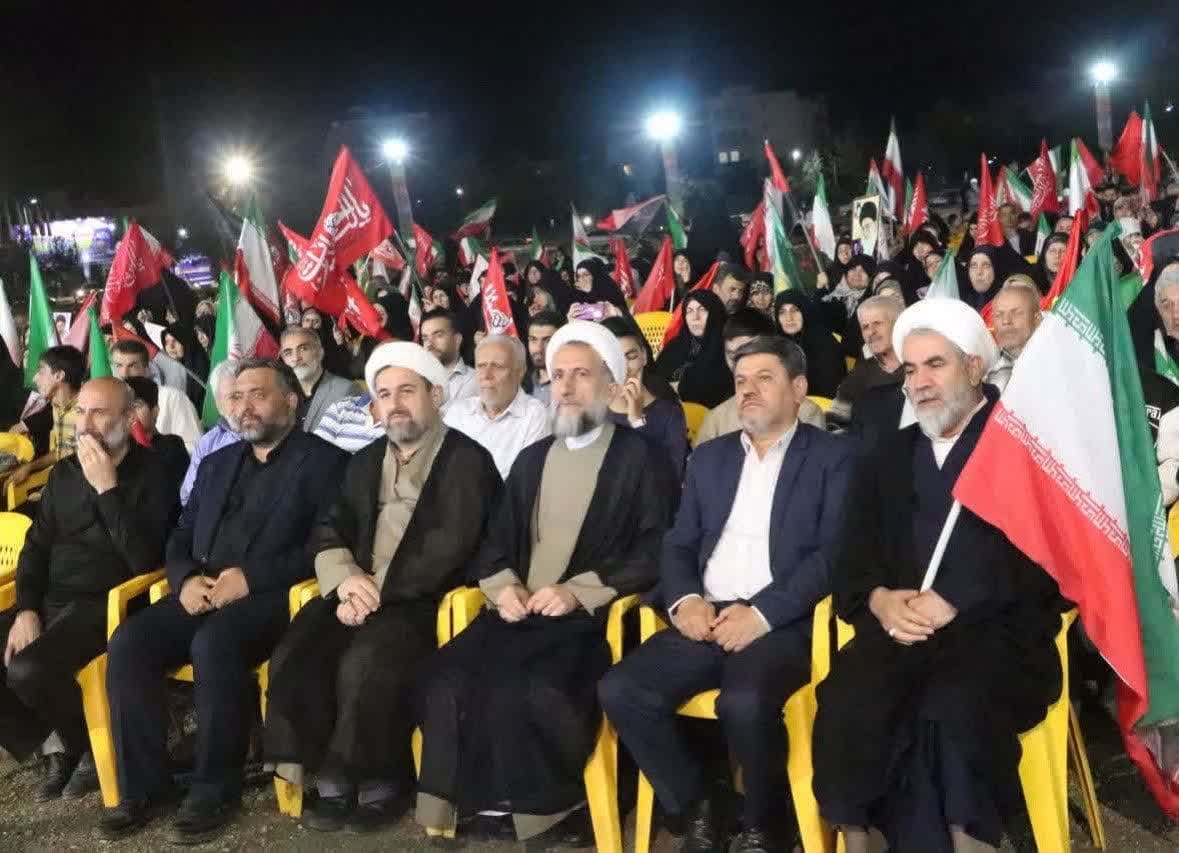 تجمع حماسی مردم قزوین در تجدید میثاق با شهید خلبان حسین مهدویان: راه شهدا ادامه دارد تجمع حماسی مردم قزوین در تجدید میثاق با شهید خلبان حسین مهدویان: راه شهدا ادامه دارد