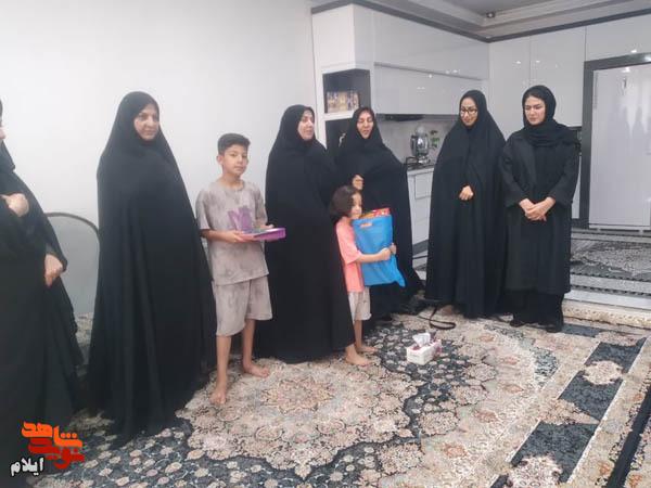 دیدار و تجلیل از خانواده شهید «حبیب زراموشی» از شهدای جنگ رمضان در چرداول