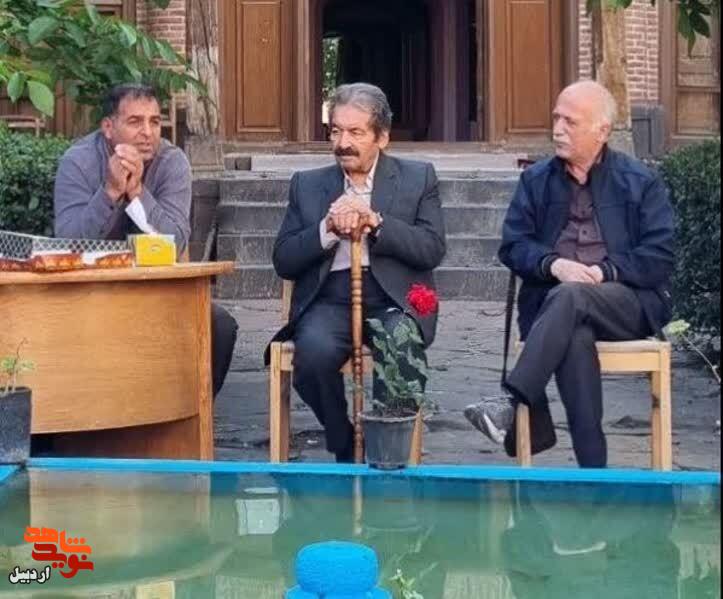 کارگاه شعر با موضوع شاهنامه و دفاع مقدّس در اردبیل کارگاه شعر با موضوع شاهنامه و دفاع مقدّس در اردبیل
