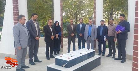 تجدید میثاق مدیرکل بنیاد شهید مازندران و رئیس دانشگاه ملی مهارت استان با آرمانهای شهید گمنام تجدید میثاق مدیرکل بنیاد شهید مازندران و رئیس دانشگاه ملی مهارت استان با آرمانهای شهید گمنام