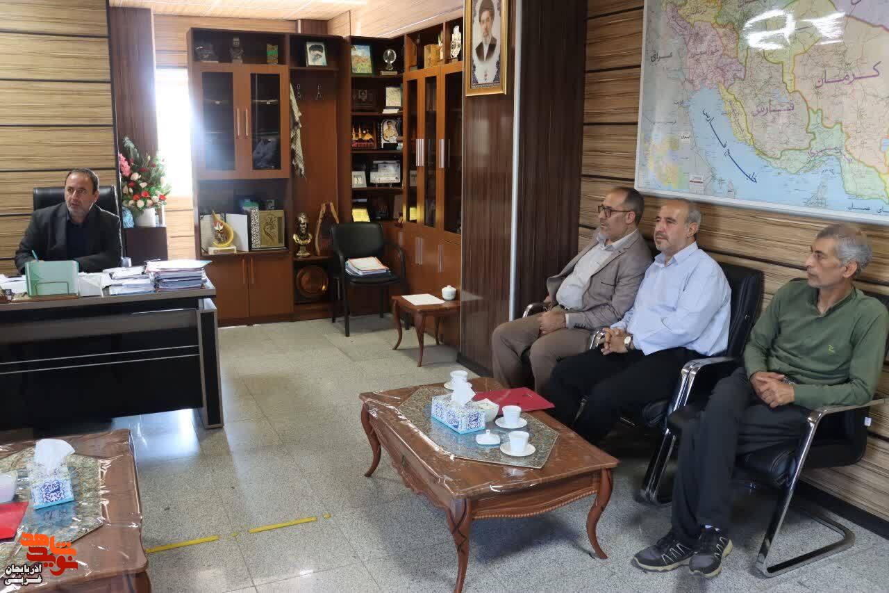 دیدار جمعی از خانوادههای معظم شهدا و ایثارگران با مدیرکل بنیاد شهید و امور ایثارگران آذربایجانغربی دیدار جمعی از خانوادههای معظم شهدا و ایثارگران با مدیرکل بنیاد شهید و امور ایثارگران آذربایجانغربی