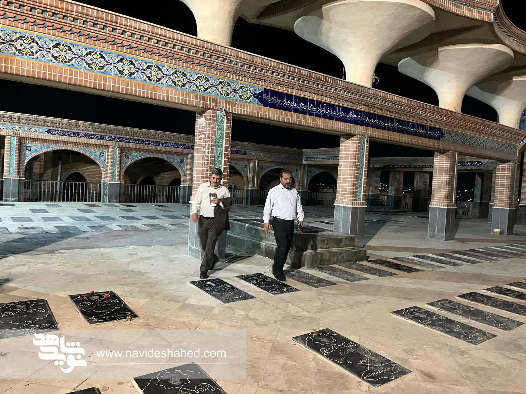 مدیرکل ورزشی بنیاد شهید به مقام شهدای خراسان شمالی ادای احترام کرد مدیرکل ورزشی بنیاد شهید به مقام شهدای خراسان شمالی ادای احترام کرد