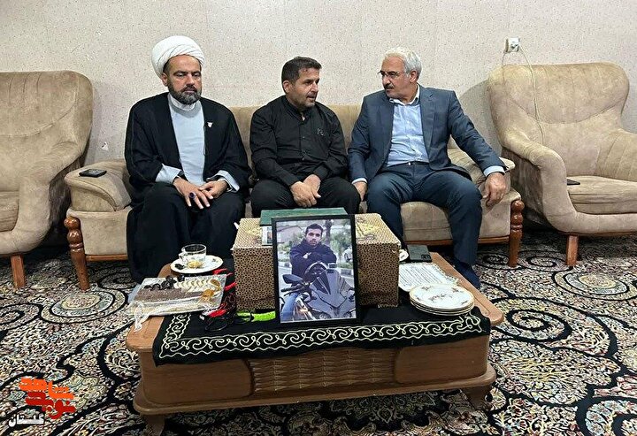 دیدار مشاور رئیس بنیاد شهید با خانواده شهید «حمزه‌ای» و جانباز سرافراز «نوروزی» در گرگان