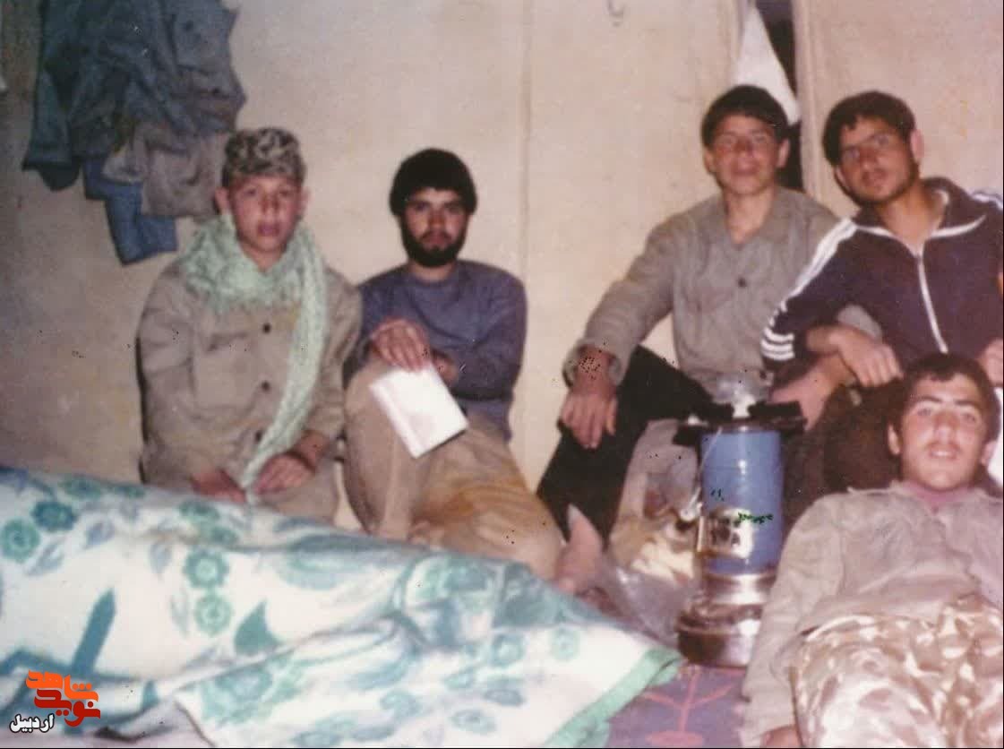 تصاویر کمتر دیده شده از شهید «داود رضائیان» تصاویر کمتر دیده شده از شهید «داود رضائیان»