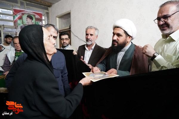 یادواره خانگی شهیدان «داشی» برگزار شد یادواره خانگی شهیدان «داشی» برگزار شد