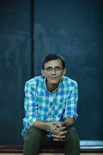 مهدی نصیری، محمد لارتی و سیروس همتی داوران بخش ویژه ایثار و شهادت جشنواره شهروند لاهیجان شدند