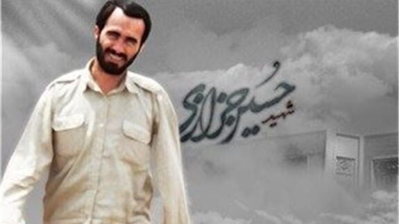 فرماندهای که با یک دست هم جبهه را رها نکرد فرماندهای که با یک دست هم جبهه را رها نکرد