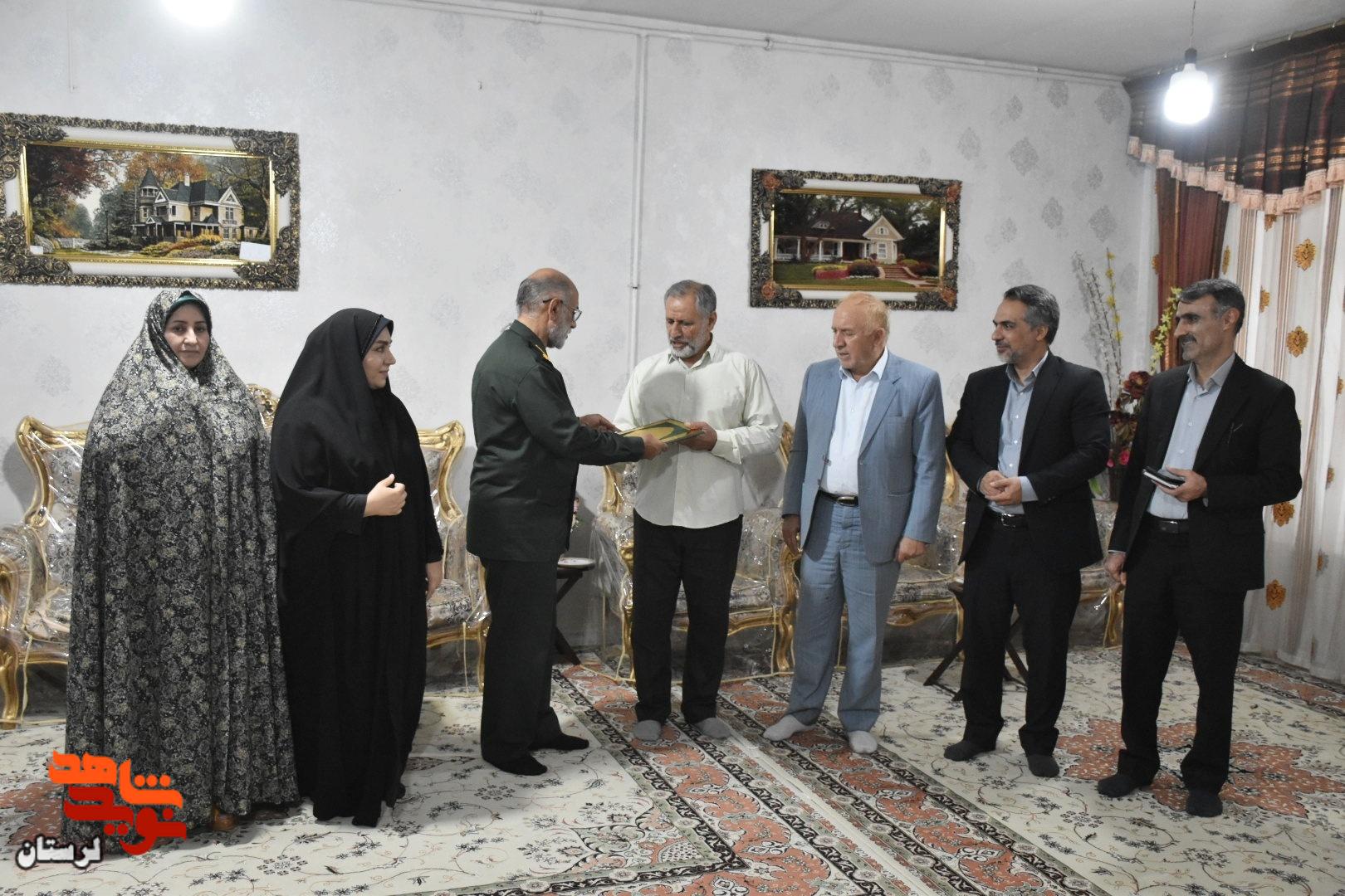 دیدار مدیرکل بنیاد شهید لرستان با جمعی از آزادگان خرم‌آباد
