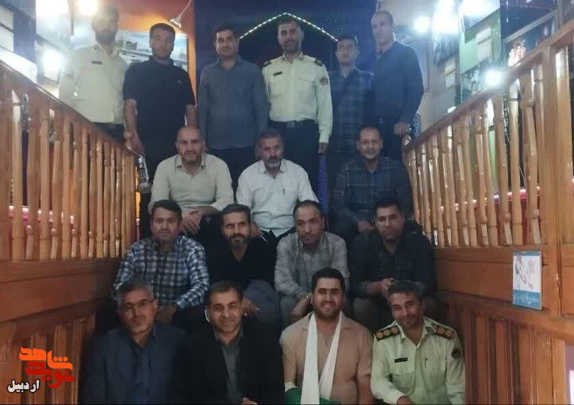 بازدید کادر عقیدتی- سیاسی انتظامی استان از موزه شهدای اردبیل