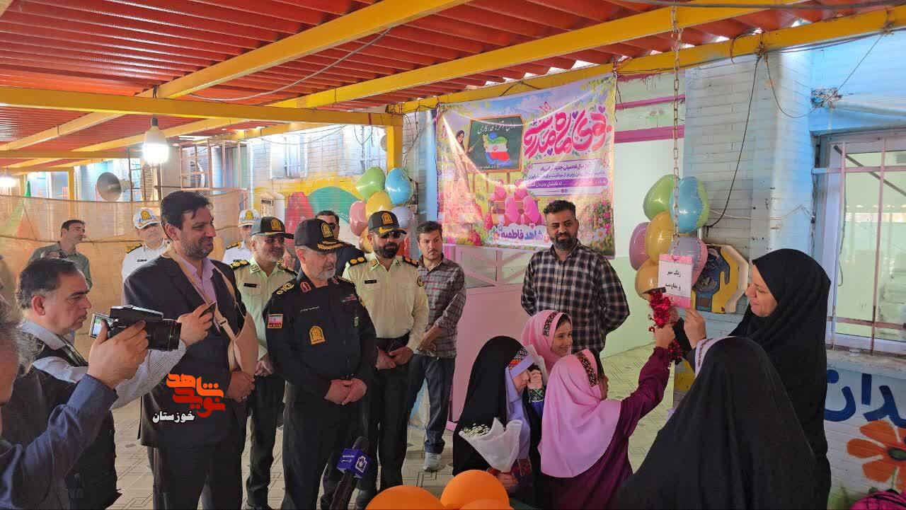 گزارش تصویری/ بدرقه فرزند شهید «علی معاوی» به مدرسه توسط مدیرکل بنیاد شهید خوزستان گزارش تصویری/ بدرقه فرزند شهید «علی معاوی» به مدرسه توسط مدیرکل بنیاد شهید خوزستان
