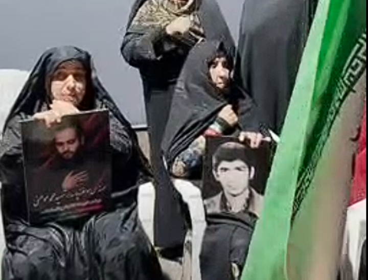 وقتی مادران شهدا به میدان حماسه آمدند