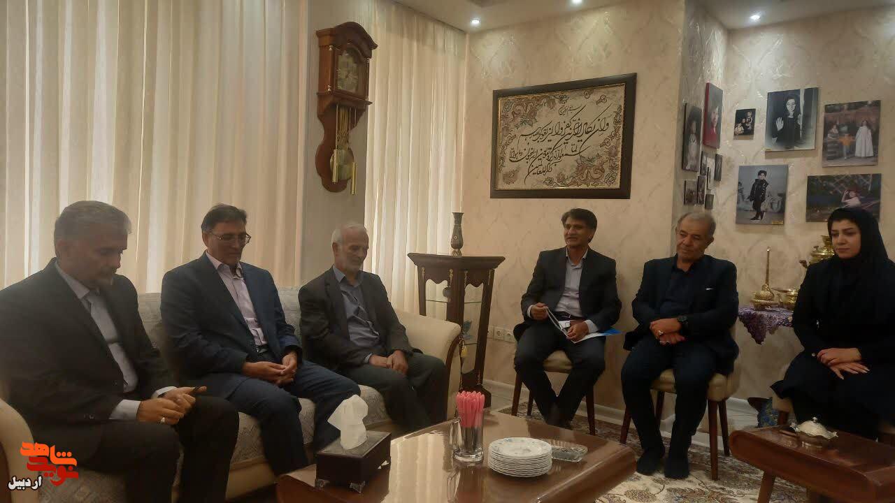 بازدید از فرزند شهید«احد جباری» و جانباز«بهرام آزادی» در اردبیل+ عکس