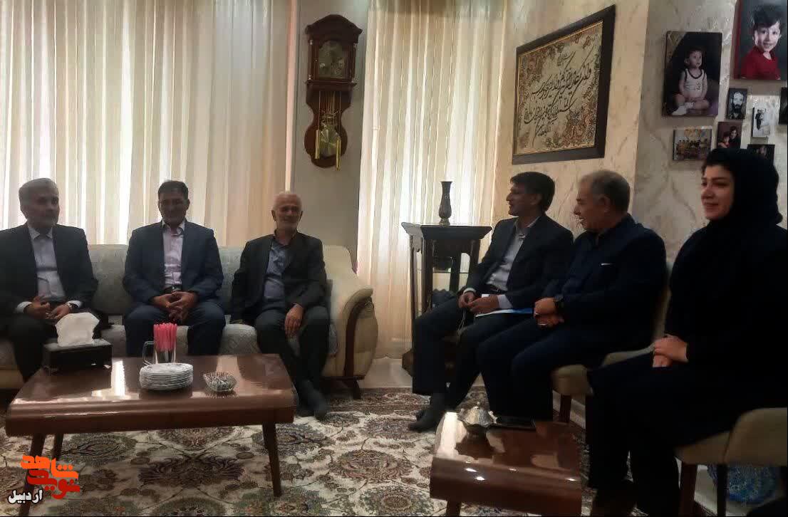 بازدید از فرزند شهید«احد جباری» و جانباز«بهرام آزادی» در اردبیل+ عکس