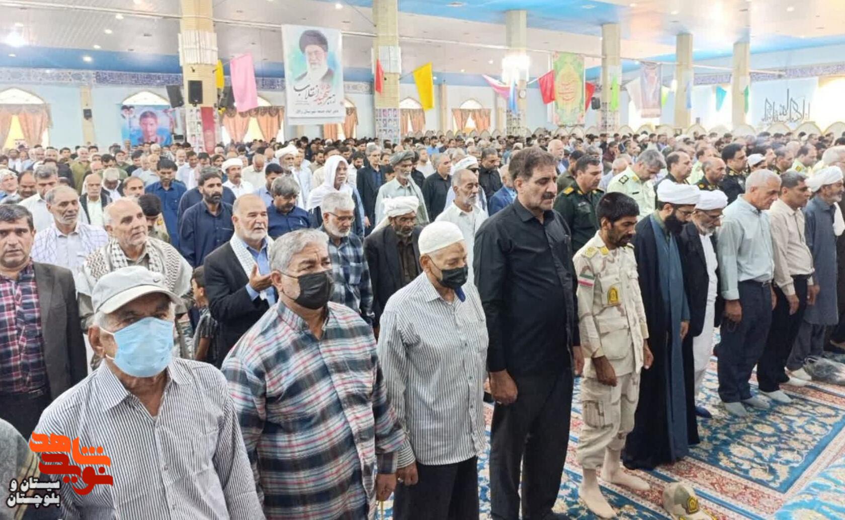 پیکر شهید مدافع امنیت علیرضا سنچولی در زابل تشییع و در گلزار شهدای این شهرستان آرام گرفت