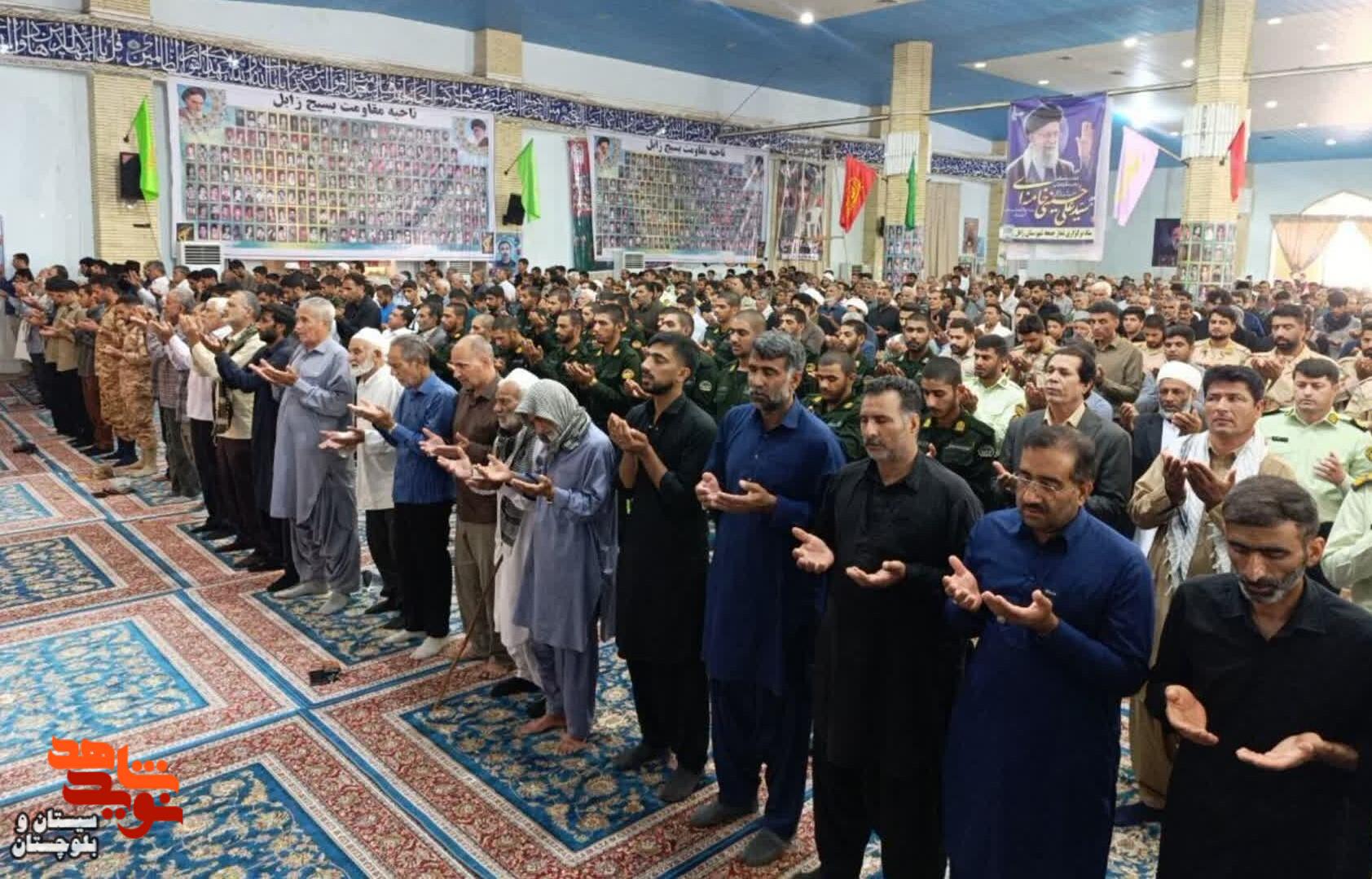 پیکر شهید مدافع امنیت علیرضا سنچولی در زابل تشییع و در گلزار شهدای این شهرستان آرام گرفت