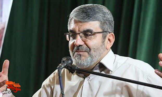 دفاع مقدّس مکتب خدا‌ محوری، ولایت‌ محوری و عاشورا محوری بود