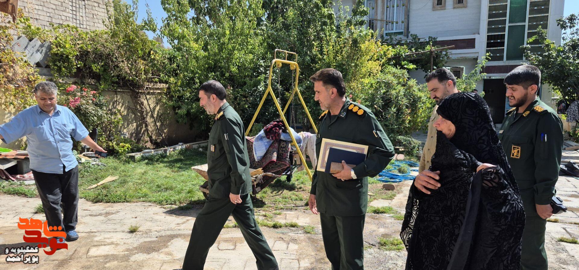 دیدار فرمانده سپاه فتح کهگیلویه‌وبویراحمد با خانواده شهدا