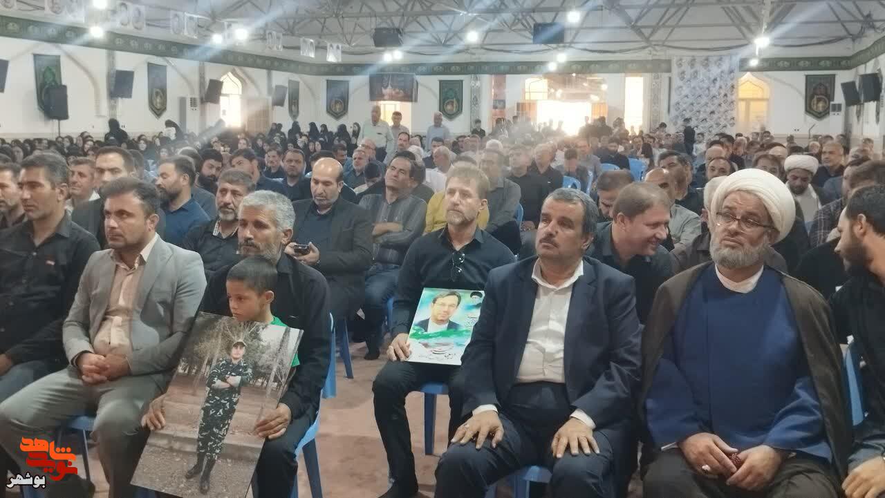 گزارش| مسئولان عالی رتبه کشور با ۵ شهید «جنگ اقتدار رمضان» در وحدتیه تجدید میثاق کردند