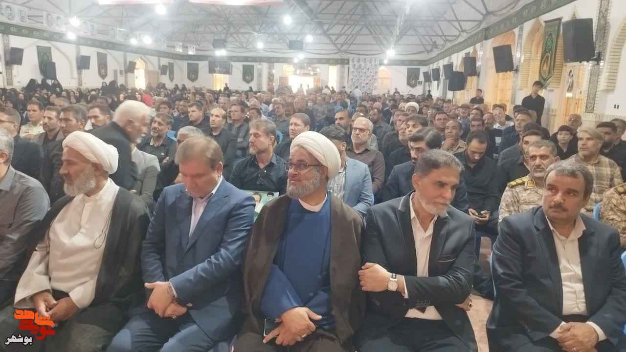 گزارش| مسئولان عالی رتبه کشور با ۵ شهید «جنگ اقتدار رمضان» در وحدتیه تجدید میثاق کردند