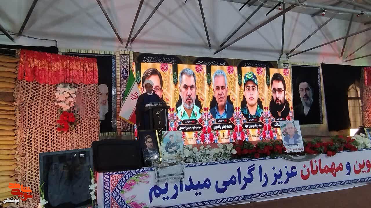 گزارش| مسئولان عالی رتبه کشور با ۵ شهید «جنگ اقتدار رمضان» در وحدتیه تجدید میثاق کردند