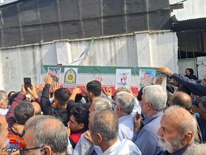 حضور مدیرکل بنیاد مازندران در مراسم تشییع پیکرمطهر شهید مدافع امنیت دست گشاده در آمل حضور مدیرکل بنیاد مازندران در مراسم تشییع پیکرمطهر شهید مدافع امنیت دست گشاده در آمل