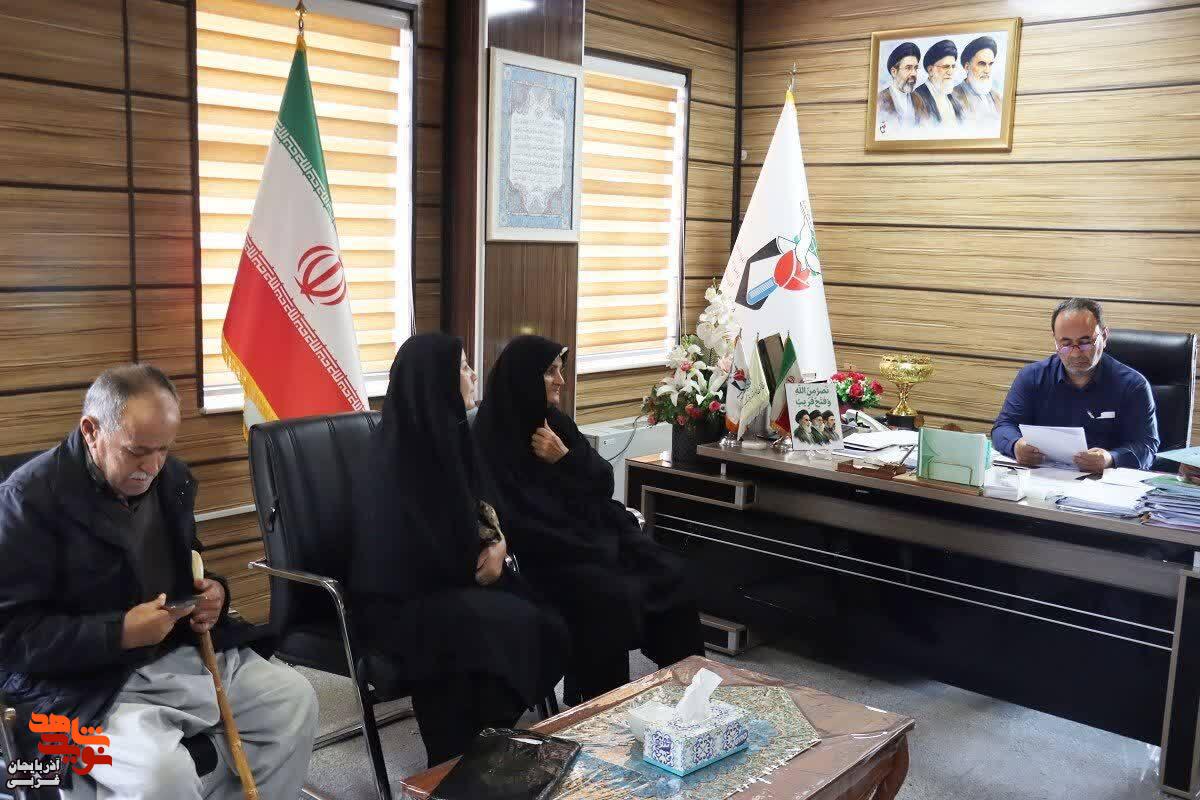 دیدار چهرهبهچهره مدیرکل بنیاد شهید و امور ایثارگران آذربایجانغربی با خانوادههای معظم شهدا و ایثارگران دیدار چهرهبهچهره مدیرکل بنیاد شهید و امور ایثارگران آذربایجانغربی با خانوادههای معظم شهدا و ایثارگران
