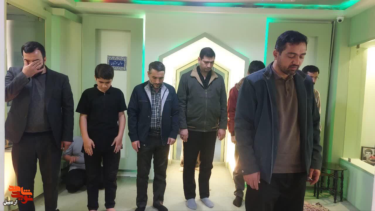 بازدید خادمین شهدای گمنام شورابیل از موزه شهدای اردبیل+ عکس بازدید خادمین شهدای گمنام شورابیل از موزه شهدای اردبیل+ عکس