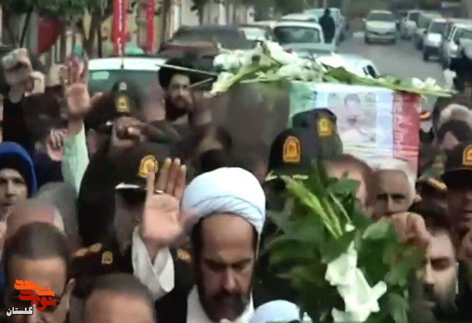 تشییع باشکوه پیکر مطهر شهید امنیت «وحید عنایت» در کلاله با حضور مدیرکل بنیاد شهید گلستان تشییع باشکوه پیکر مطهر شهید امنیت «وحید عنایت» در کلاله با حضور مدیرکل بنیاد شهید گلستان