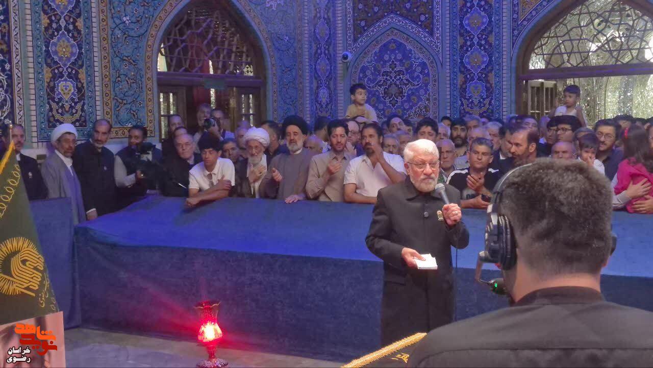آیین «میهمانی لاله‌ها» از جوار بارگاه منور رضوی و قائد شهید امت اسلامی برگزار شد.
