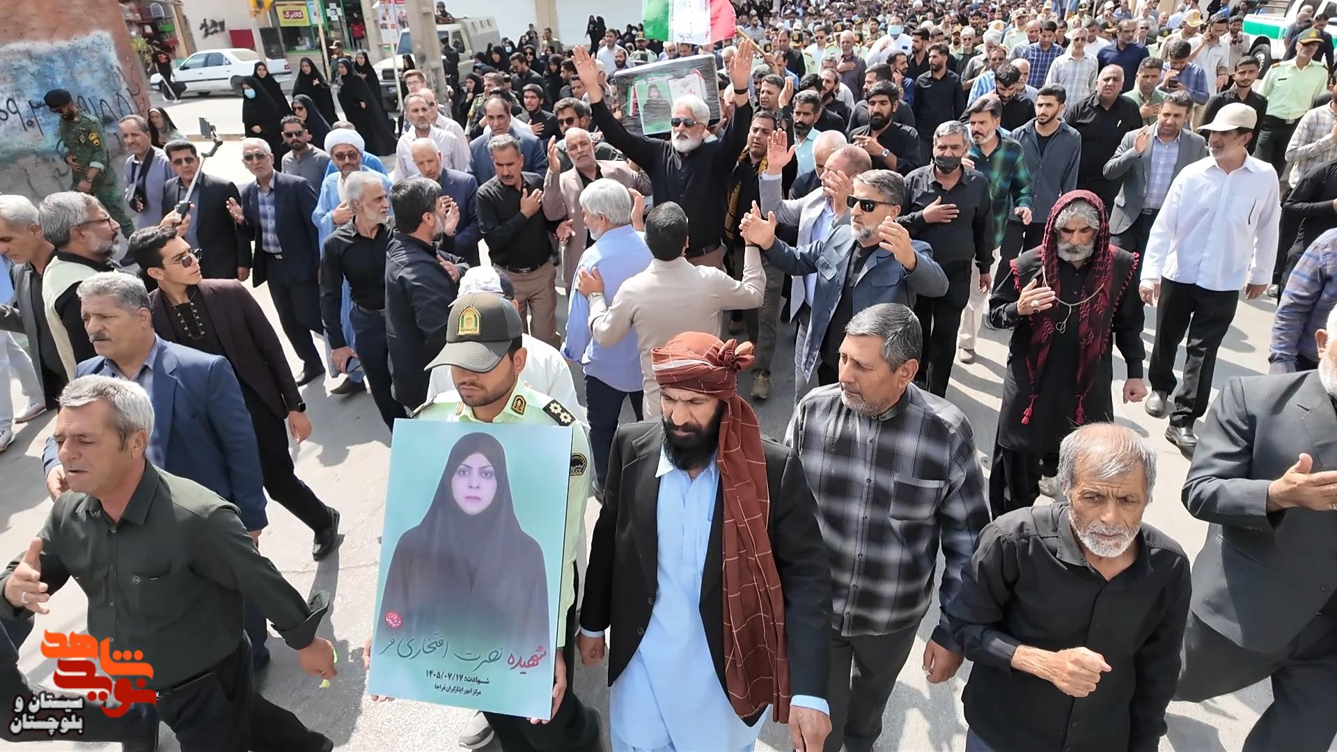 پیکر مطهر شهیده نصرت افتخاری در گلزار شهدای زاهدان آرام گرفت پیکر مطهر شهیده نصرت افتخاری در گلزار شهدای زاهدان آرام گرفت